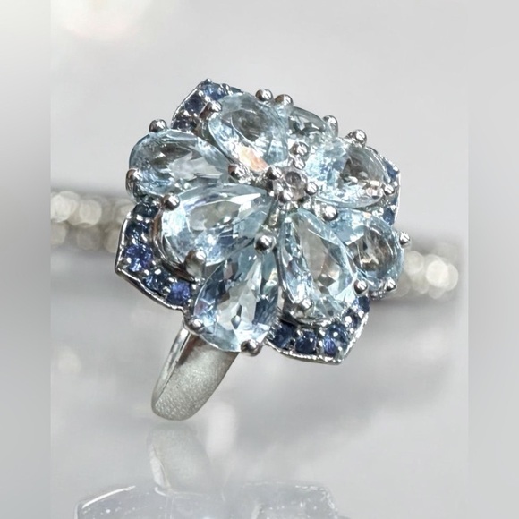 🩵Aquamarine💙Sapphire🤍Topaz Sterling Silver Ring (5.25) - Picture 3 of 15